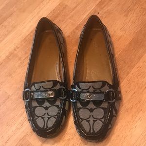 Coach Felisha loafer. Size 8. Black and gray with Coach logo.